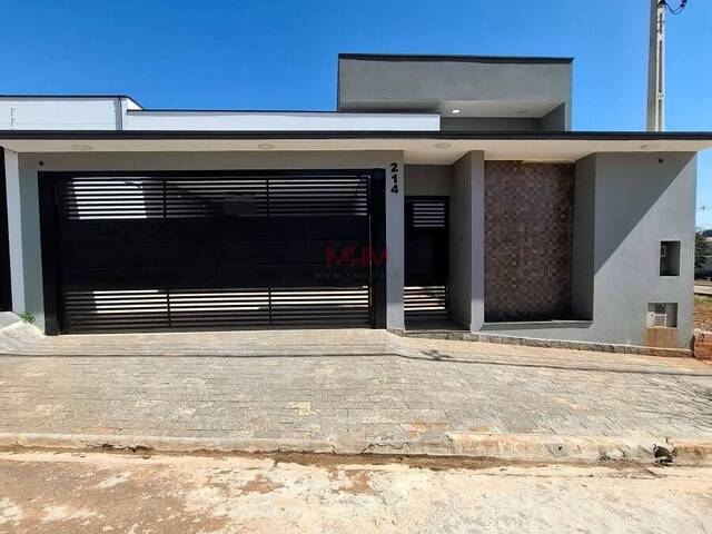#BCA872 - Casa para Venda em Boituva - SP - 2