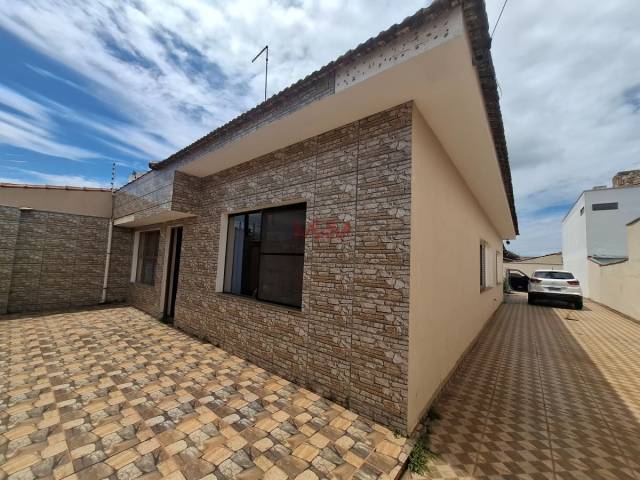 #BCA891 - Casa para Venda em Boituva - SP - 2