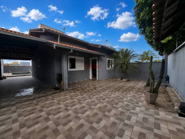 #BCA903 - Casa para Venda em Boituva - SP - 1